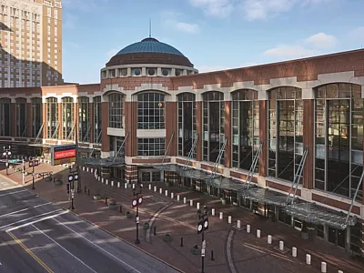 The convention center chosen to host our Annual Meeting should have at least 60 breakout rooms to accommodate all of our technical sessions. The exhibit hall ideally will provide space for 150,000 ft2. The St. Louis convention center (shown here), where our meeting will take place this year, has two halls combined for a total of 160,000 ft2
